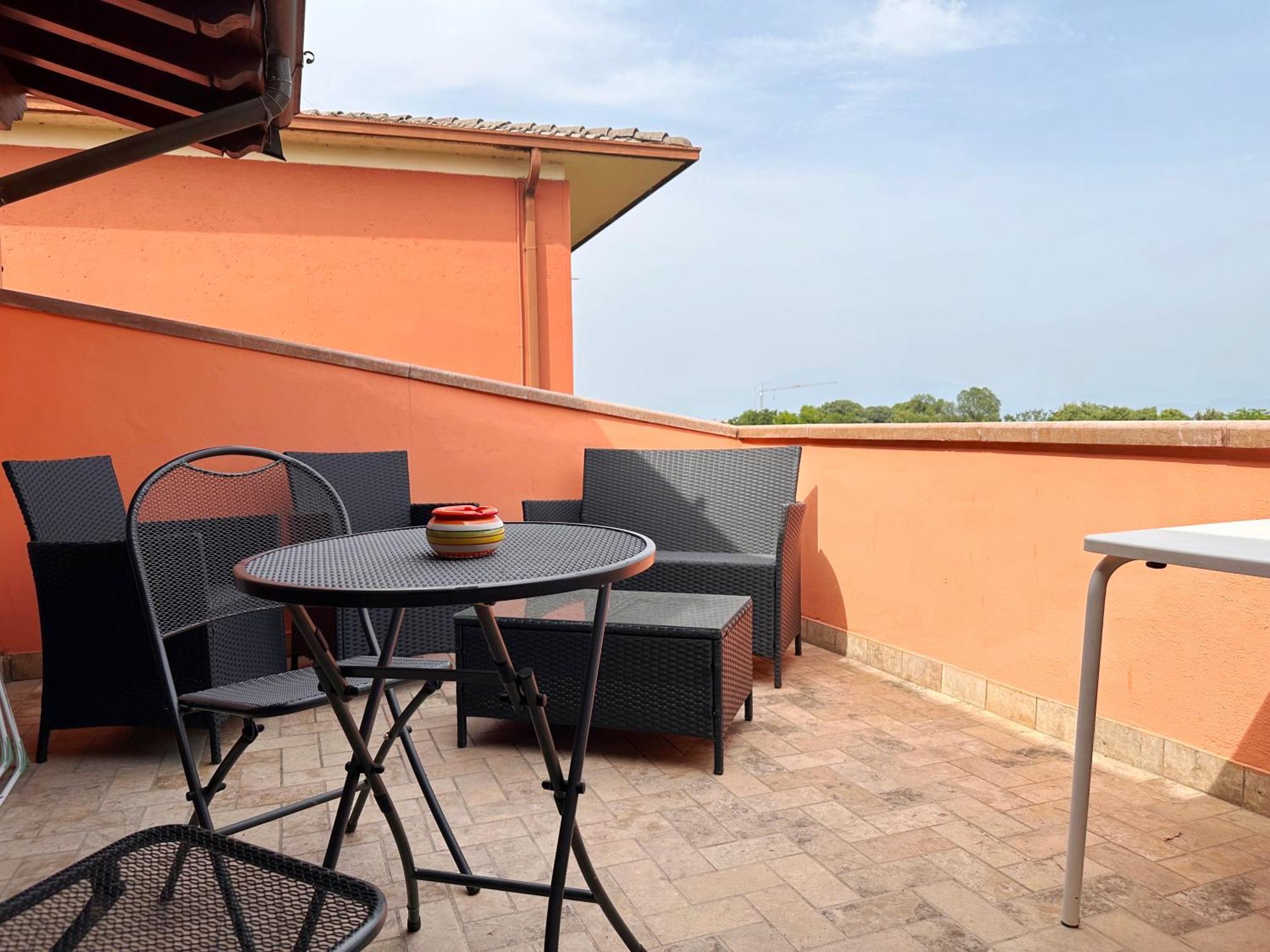 Loft Gardasee Lonato Buitenkant foto