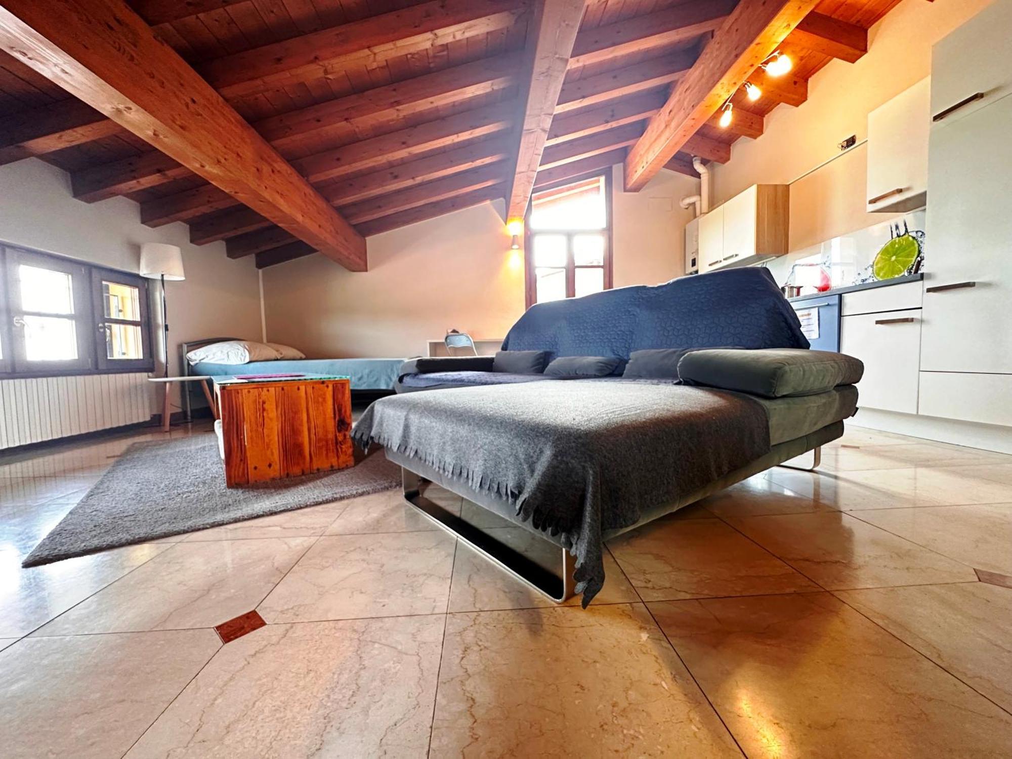 Loft Gardasee Lonato Buitenkant foto